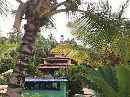 Arraial d'Ajuda - Casa Com Restaurante Na Praia