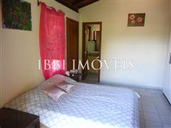 2 houses in great location in Arraial 6