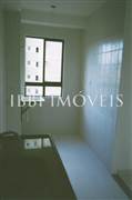 3 Bedrooms spring across North Shopping Salvador 9