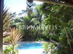 2 houses in great location in Arraial 2