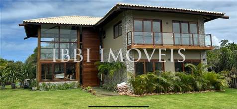 Large House In Luxury Condominium