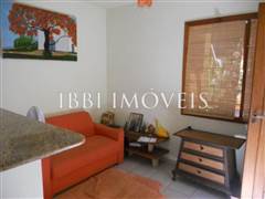 2 houses in great location in Arraial 5