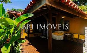 4 Bedroom House In Condominium 6