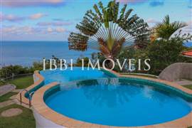 4 Bedroom House In Condominium 3