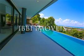 High Standard House 4 Bedrooms Sea View 24