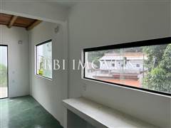 One Bedroom House With Balcony 5