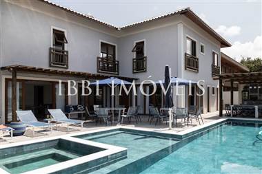 Casa Com 8 Suítes De Alto Padrão