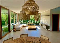 Complete and Exclusive House 2