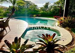 Complete and Exclusive House 7