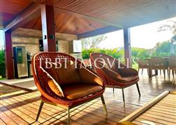 Complete and Exclusive House 12