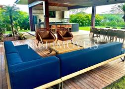 Complete and Exclusive House 9