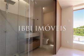 High Standard House In Condominium 7