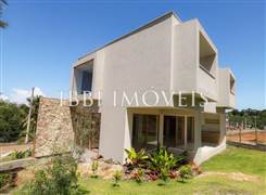 High Standard House In Condominium 12