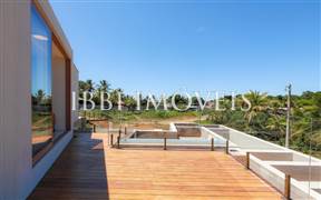 High Standard House In Condominium 14