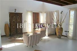 Luxury house with 4 bedrooms In Gated Community Of High Standard 6