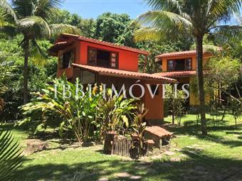 House And 5 Chalets For Sale