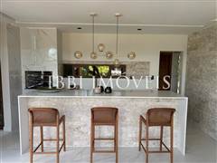 Exclusive and Differentiated House 9