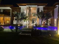 Exclusive and Differentiated House 15