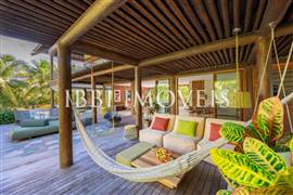 House Integrated into Nature with Total Privacy 5