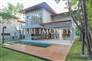 House never lived in condominium 5