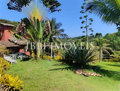 03 Casas Aconchegantes Numa Área De 7.000M² 