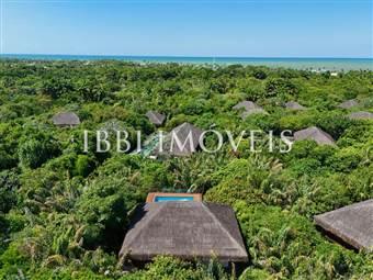 Comfort and Sophistication at Tivoli: Furnished House