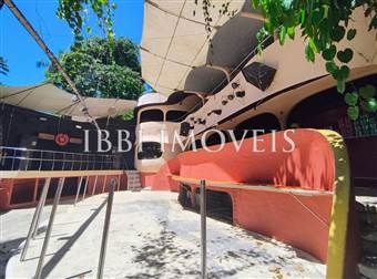 Nightclub With Exclusive Properties  0