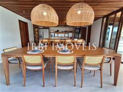 Spectacular Beach House 12