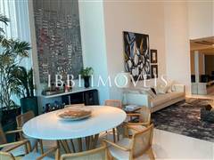 Stylish Apartment With An Excellent Location 2