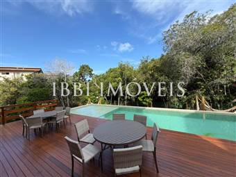 Exclusividade E Conforto-Casa Com 08 Suítes