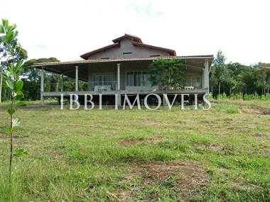 With 950 Hectares Farm