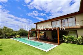 Linda Casa Em Condomínio Alto Padrão  3