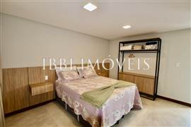 Linda Casa Em Condomínio Alto Padrão  9