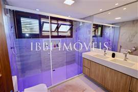 Linda Casa Em Condomínio Alto Padrão  12