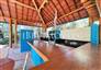 Lot in Complete and Luxury Condominium 9