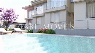Duplex Apartment Opportunity With 3 Bedrooms 2