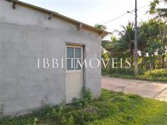 Commercial property in the village of Coqueiro. 11