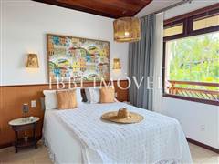 Exclusive Residence Just Steps From The Village 8