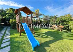 Land with a Privileged Location  7