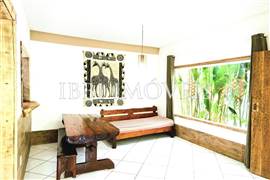 Uma Casa E 02 Quitinetes 11