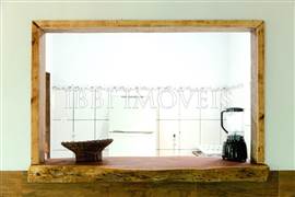 Uma Casa E 02 Quitinetes 4