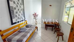 Uma Casa E 02 Quitinetes 10